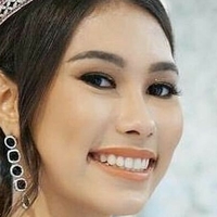 Frederika Alexis Cull Nude