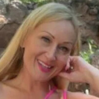 Momma Bombshell Nude